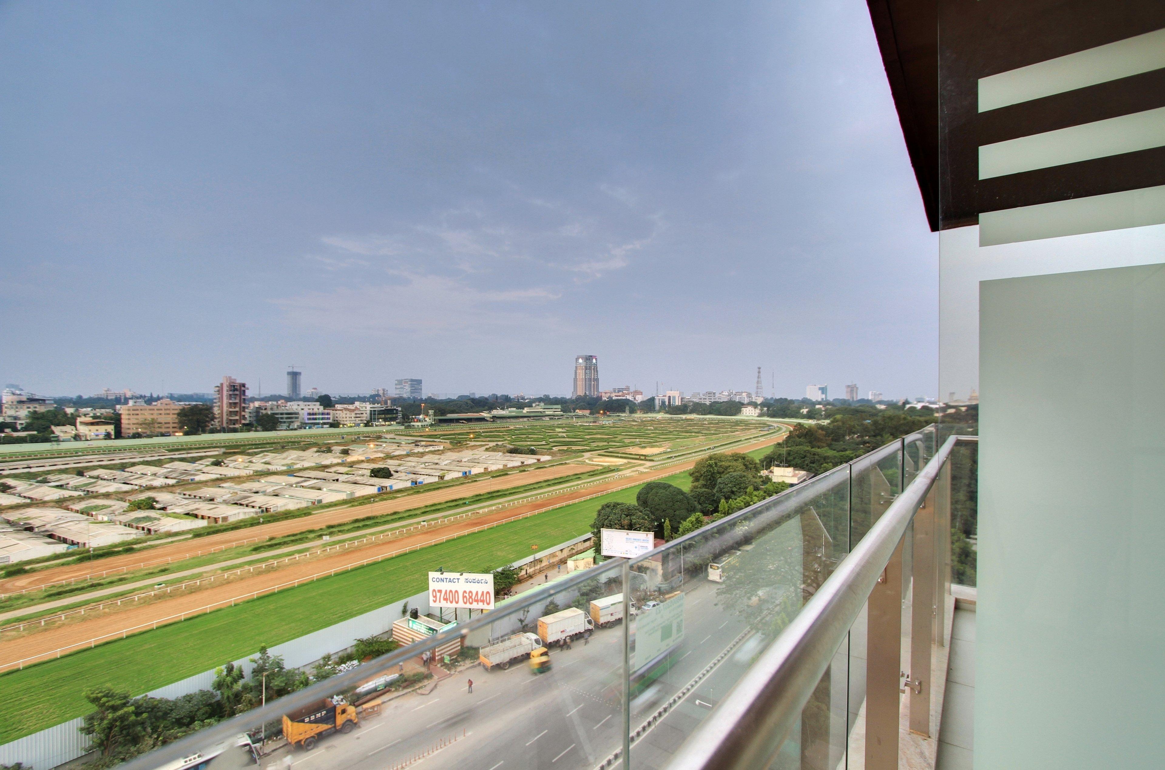 Holiday Inn Bengaluru Racecourse, An Ihg Hotel Exterior photo